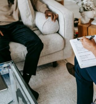 Sådan finder du den rette psykolog i København