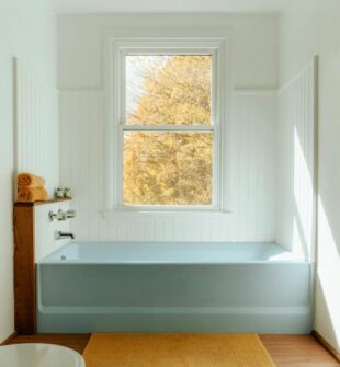 Emaljering af badekar: Gør det selv eller professionel hjælp?